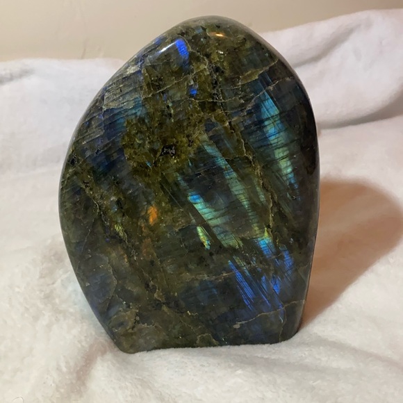 ✨ 4.7lbs Massive Polished Labradorite Slab – Stunning Blue Flash on Both Sides!✨ - Picture 4 of 12